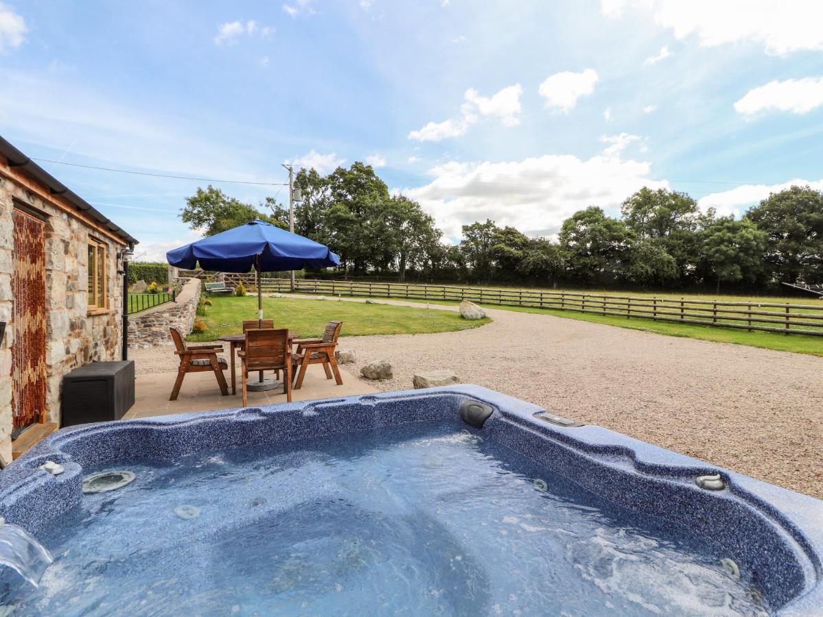 The Old Cart House Villa Oswestry Luaran gambar