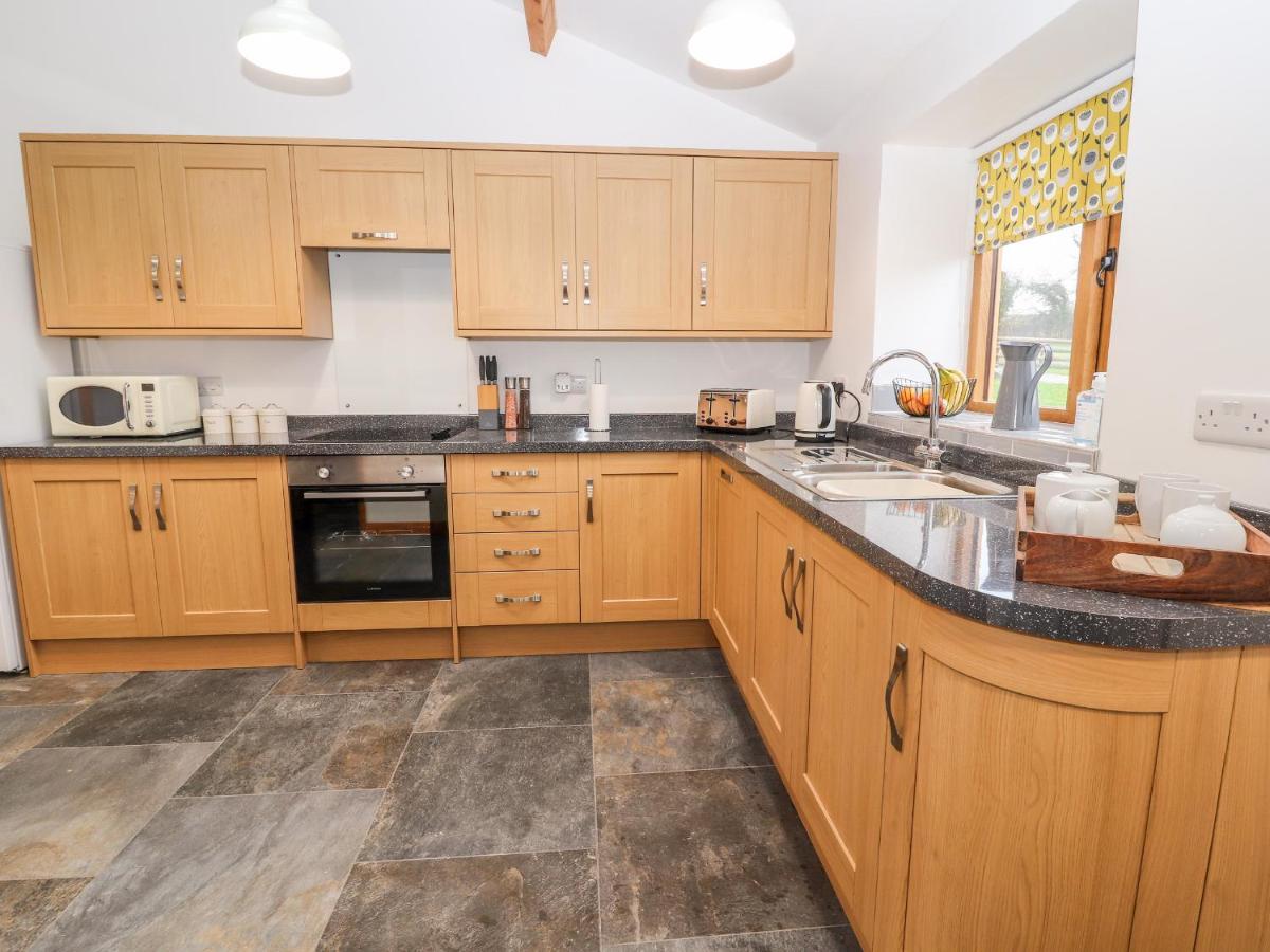 The Old Cart House Villa Oswestry Luaran gambar
